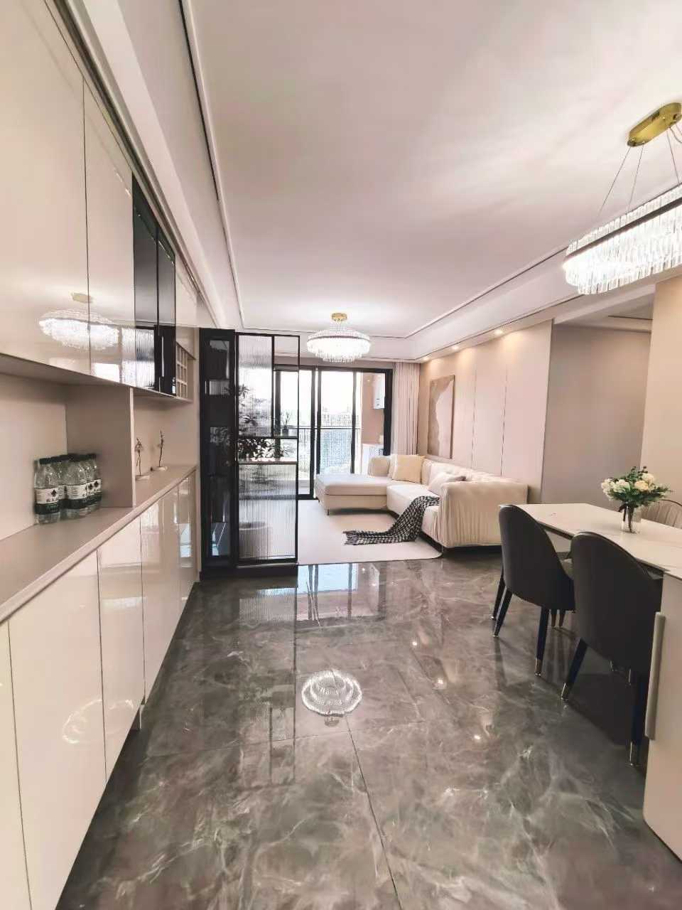 板田靚房 89平3房2廳1衛(wèi) 掛牌價(jià)448萬(wàn)