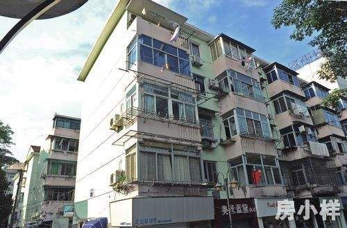 東莞小產(chǎn)權(quán)房現(xiàn)狀以及發(fā)展趨勢(shì)