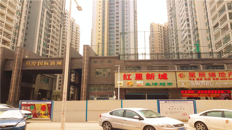 多個(gè)規(guī)模龐大的村委統(tǒng)建樓正對(duì)外公開出售