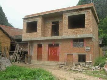 有人說村委房要好過私人農民房