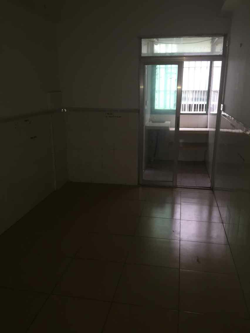 對本村戶籍村民免收物業(yè)管理費