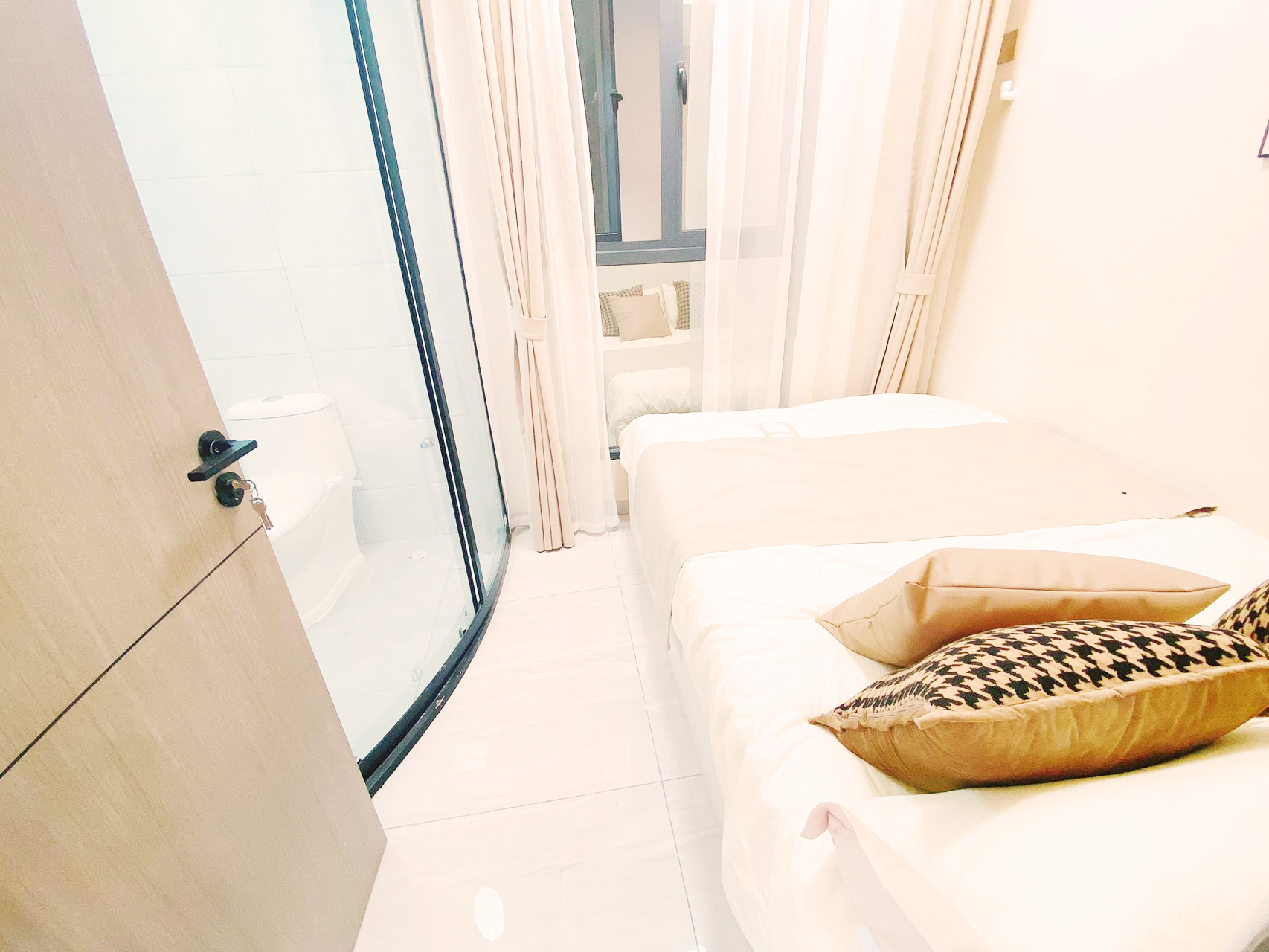 深圳石巖小產權房| 蔚藍花城 ，34.8萬/套